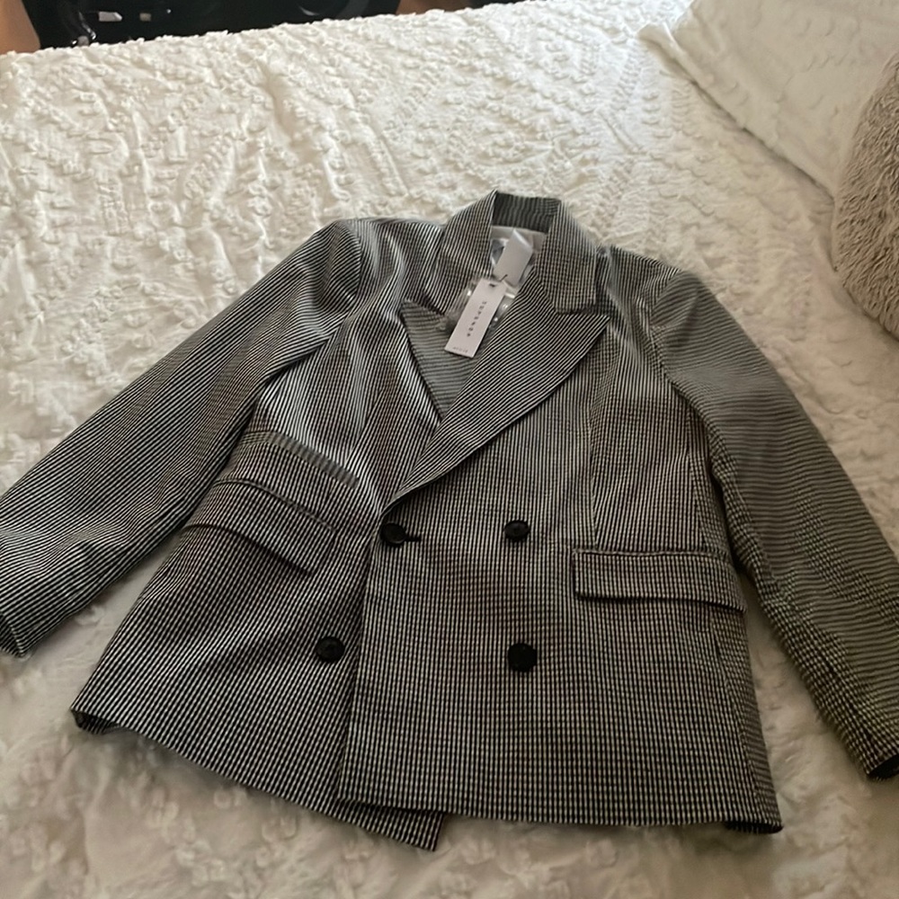 Top shop petite blazer! Brand new. SIZE 6